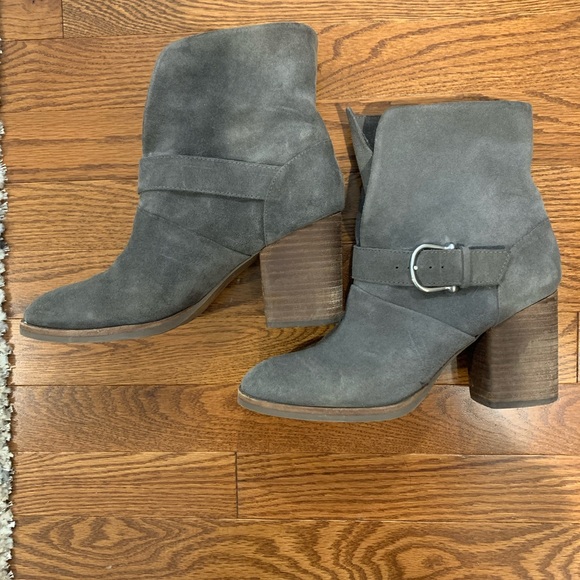 Gray booties - Picture 2 of 3